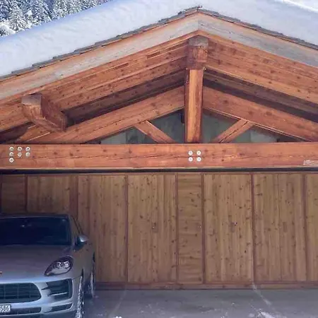 In New With Private Garden Apartment *