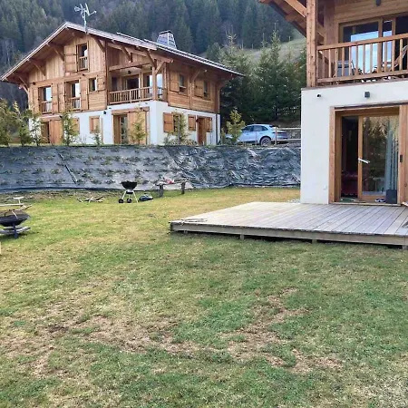 In New With Private Garden