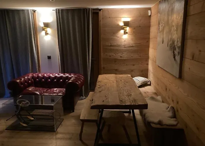 In New With Private Garden Megève