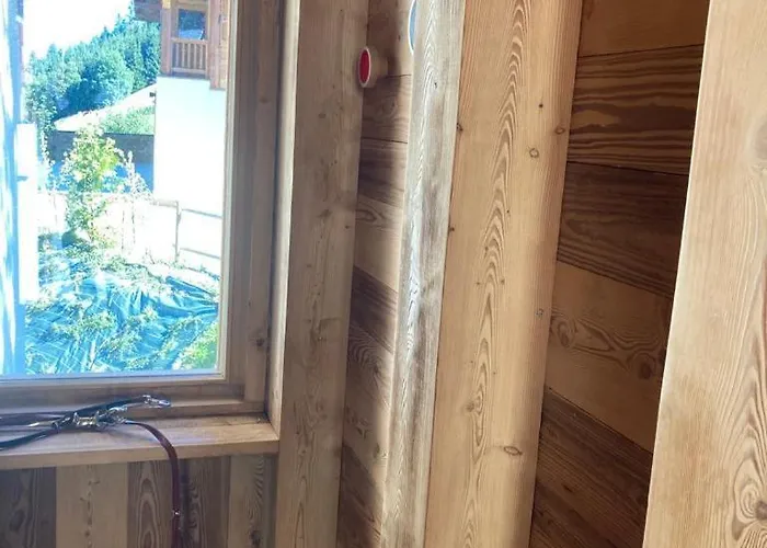 In New With Private Garden *