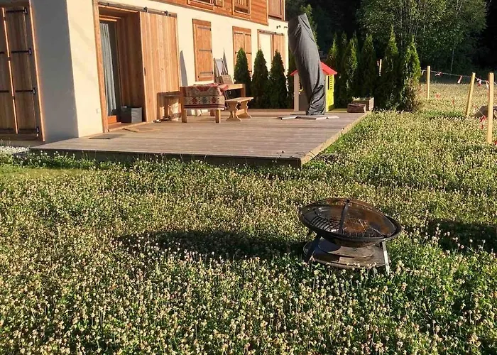 Apartment In New With Private Garden