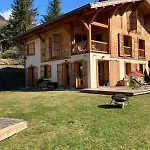 In New With Private Garden